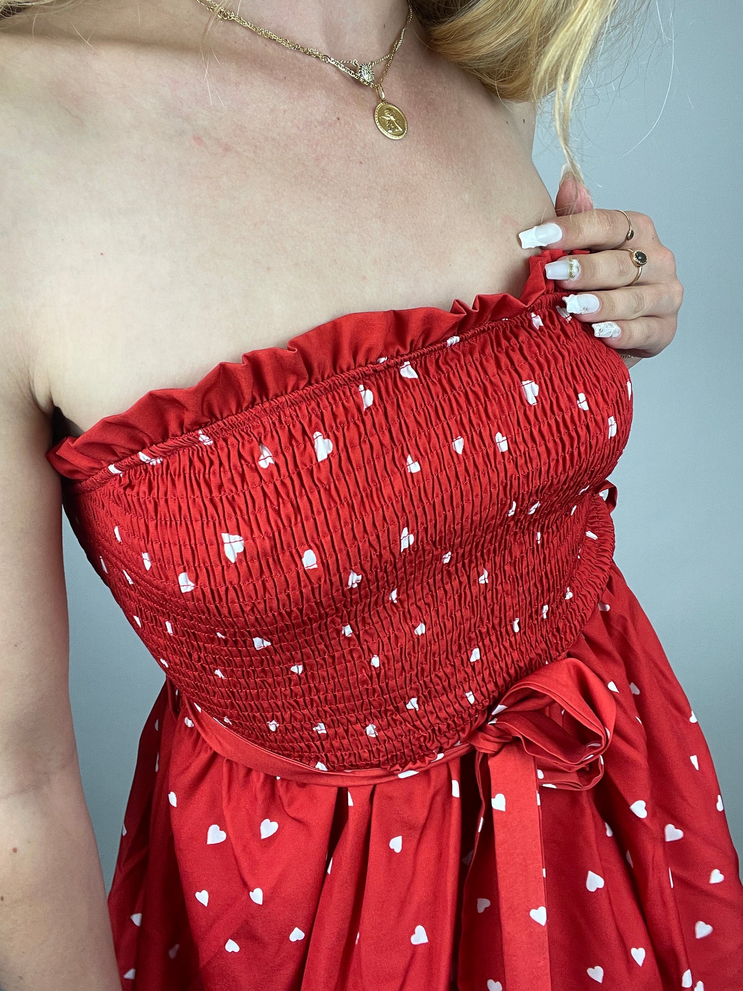 Robe bustier y2k rouge motif cœur et volants vintage