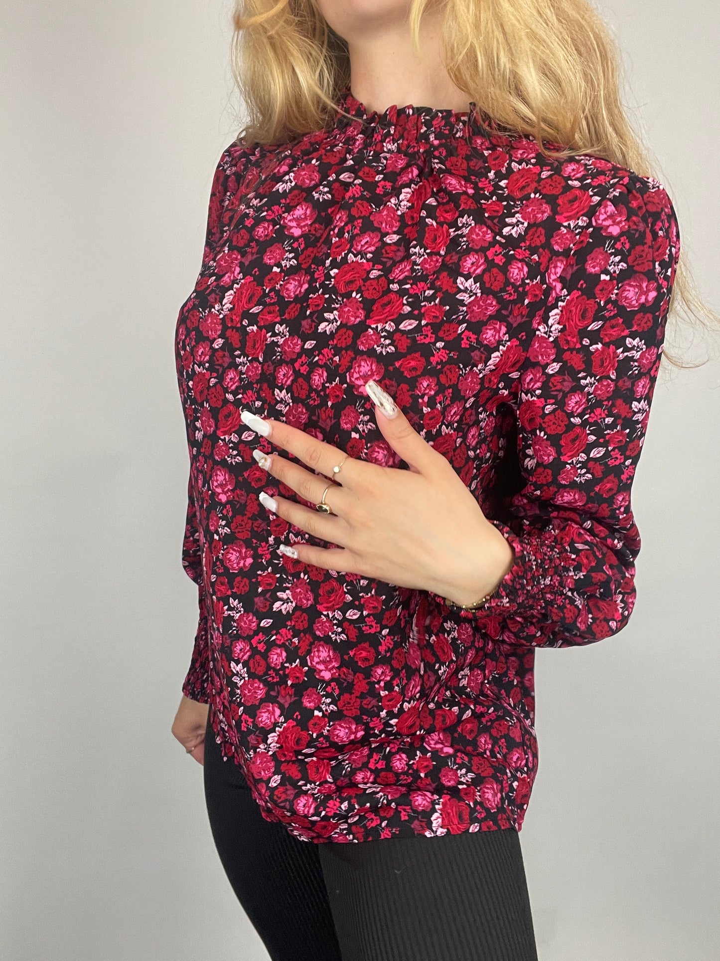 blouse fluide y2k à fleurs rouge vintage :