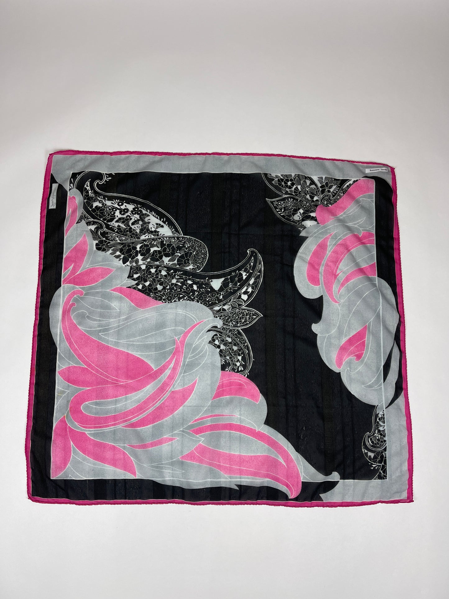 Foulard y2k motif végétal rose et noir vintage :