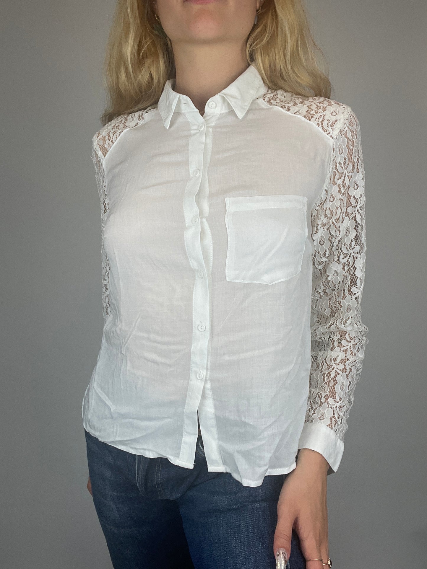 Chemise dentelle y2k blanche vintage