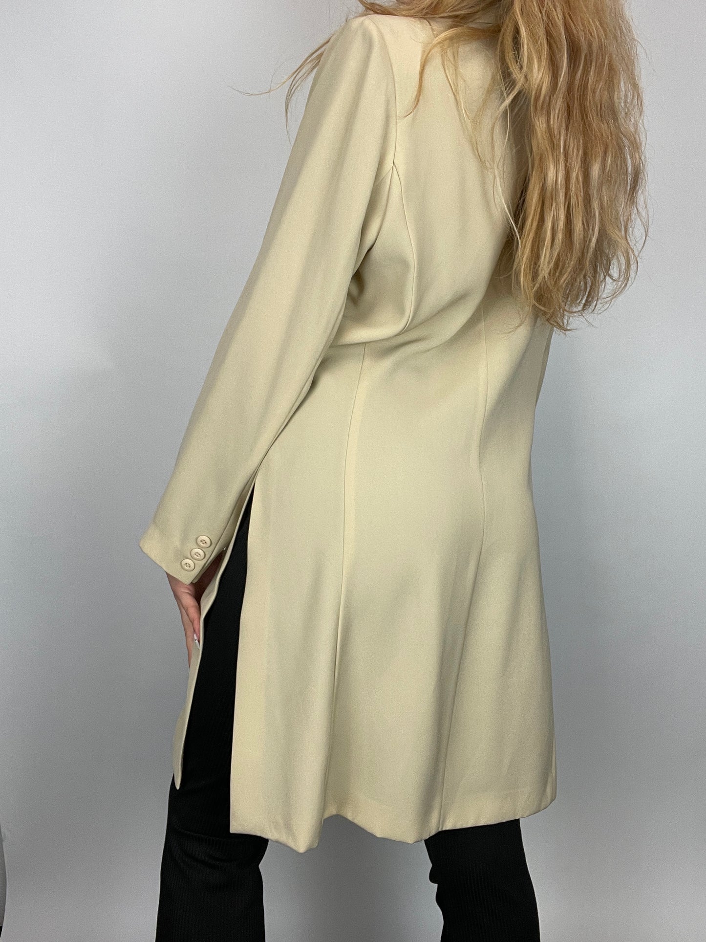 tailleur beige y2k long coupe droite fendu vintage