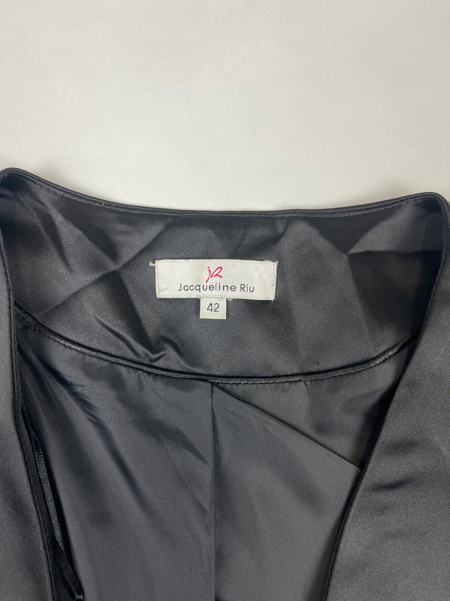 Veste tailleur satiné y2k noir Jacqueline Riu vintage