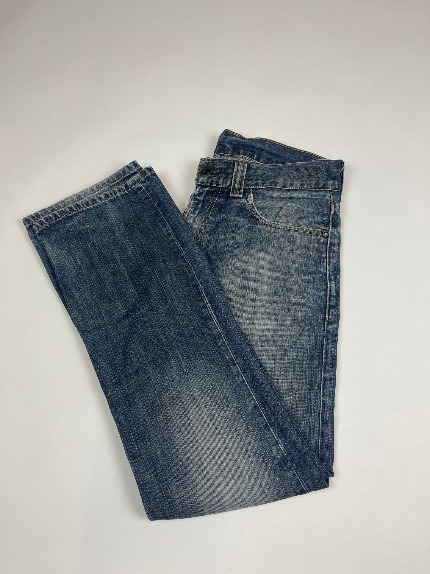 Jean levis 506 coupe droite baggy