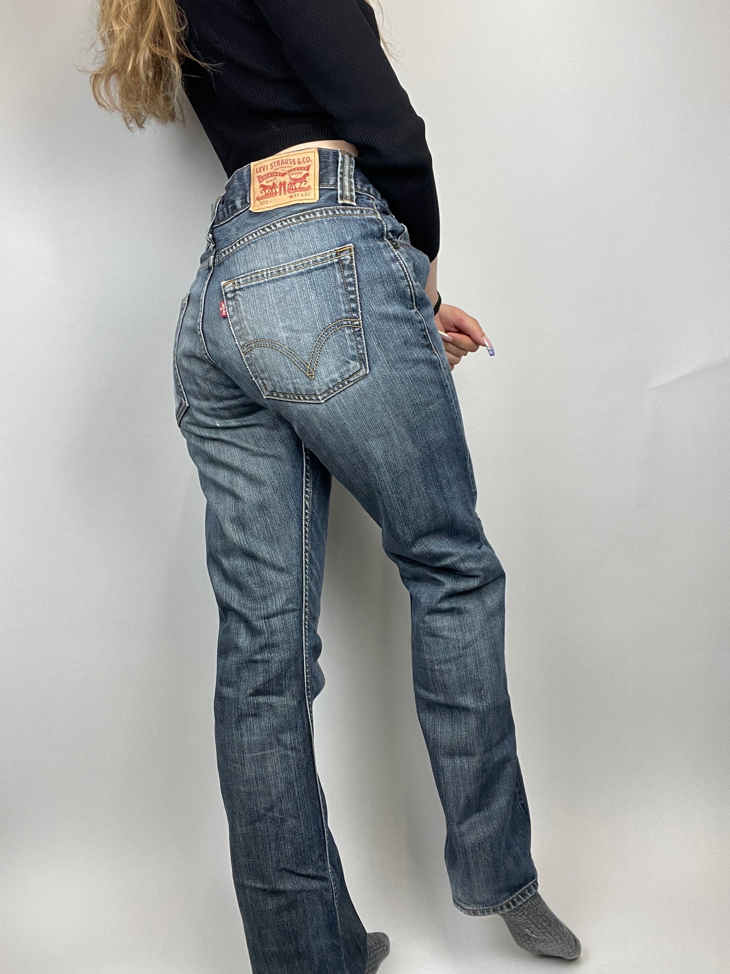 Jean levis 506 coupe droite baggy