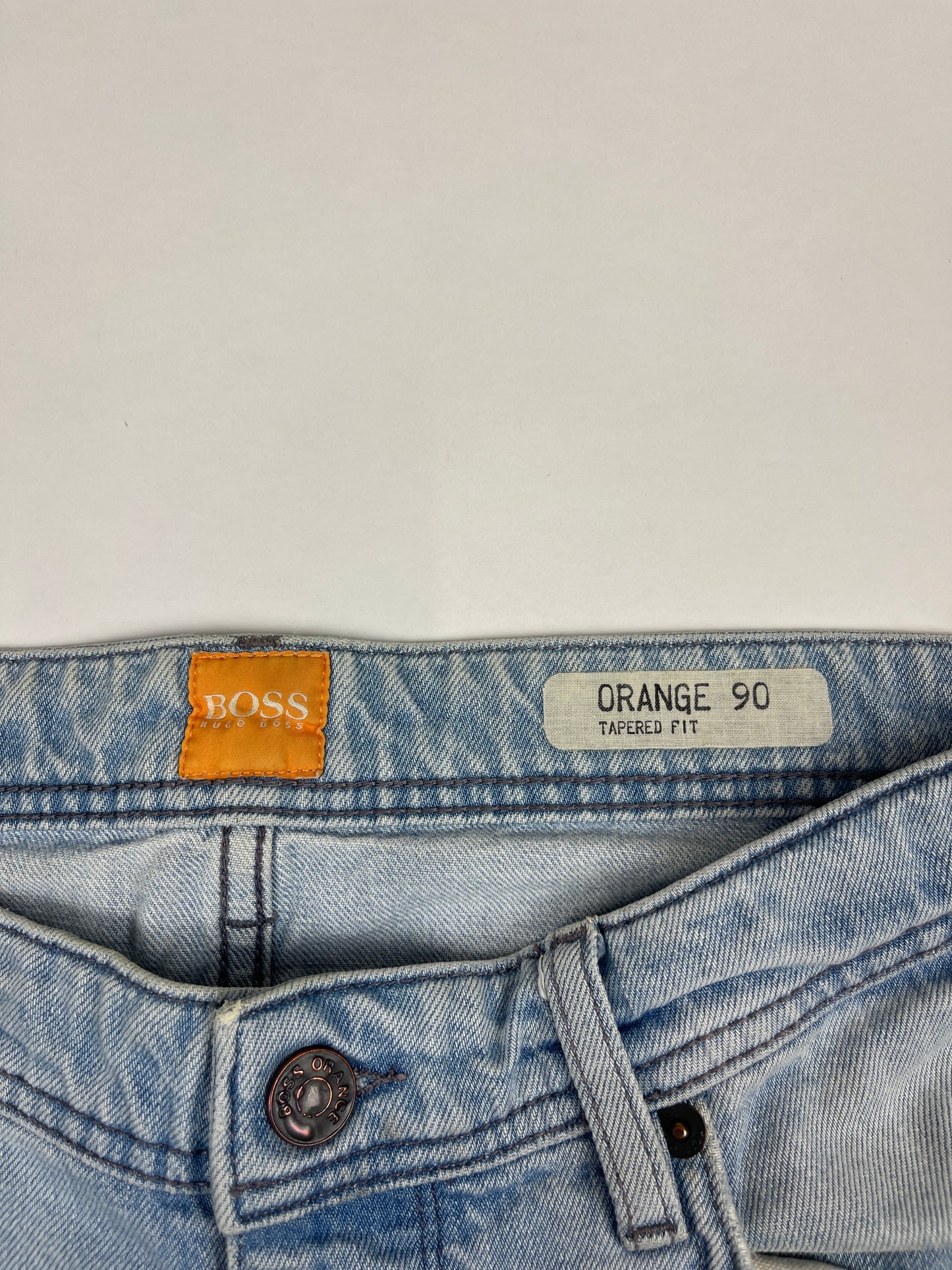 Jeans hugo boss vintage bleu claire elimé